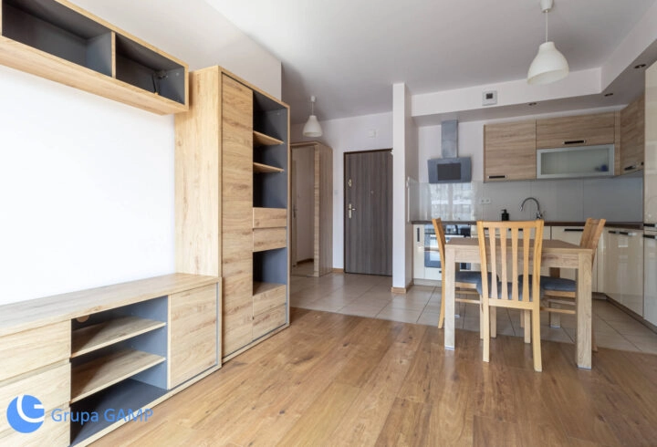 *Riverside* Zabłocie, 44 m2, 2 pokoje, balkon