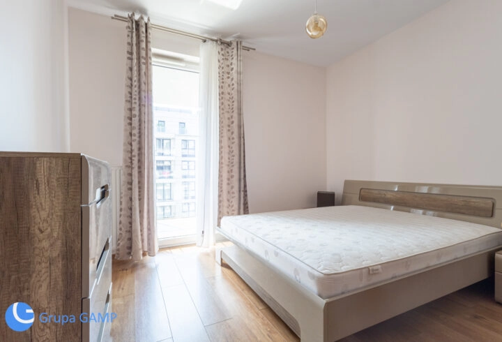 *Riverside* Zabłocie, 44 m2, 2 pokoje, balkon