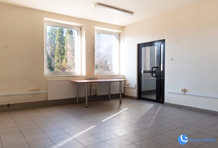 LOKAL BIUROWO-USŁUGOWY | 56 m2 | CHEŁMEK