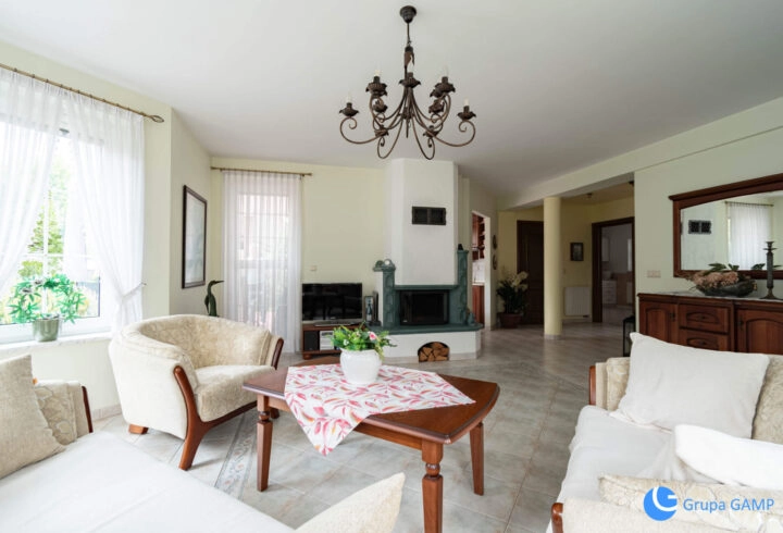 Dom w Tyńcu,  140m2 na pięknej działce 21 arów
