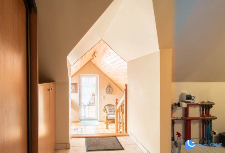 Dom w Tyńcu,  140m2 na pięknej działce 21 arów