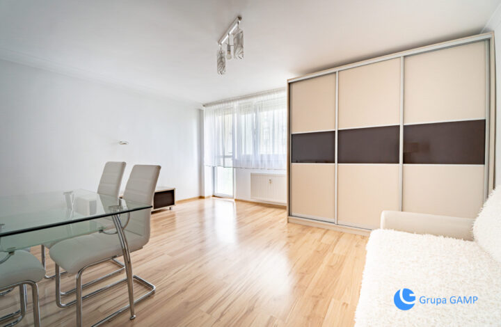 3 pok. | 68 m2 | Po remoncie | Balkon