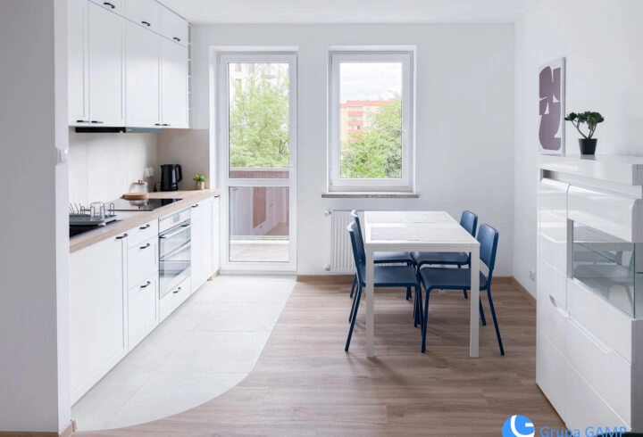 Od 1 października | 2 pok. | 38 m2 | Kobierzyńska