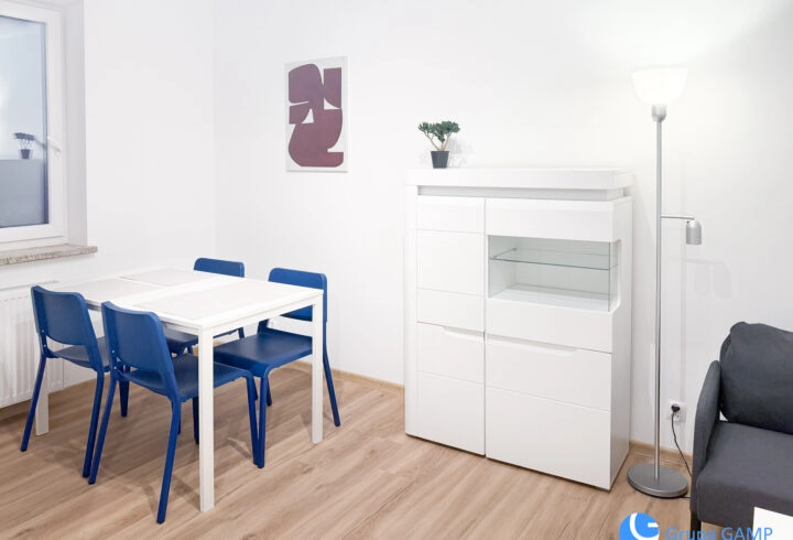 Od 1 października | 2 pok. | 38 m2 | Kobierzyńska