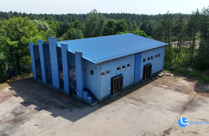 Hala magazynowo-produkcyjna z chłodniami | 861 m²