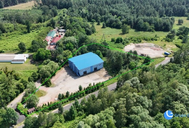 Hala magazynowo-produkcyjna z chłodniami | 861 m²