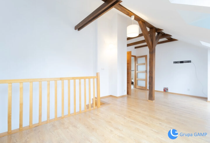 Przestronne, dwupoziomowe | 71 m2 | Borek Fałecki