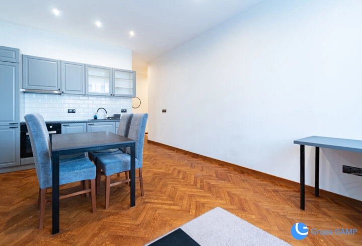 2-pok. 53m2 *Aleje Słowackiego * klima,balkon