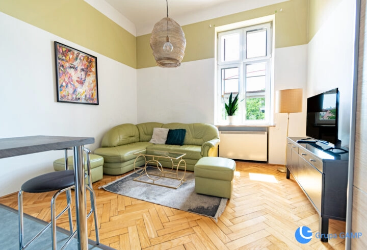 Studio 25m2 *Kopernika 22- Stare Miasto* od zaraz