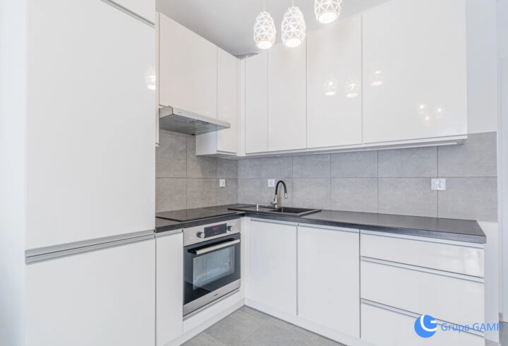 3 pok + balkon | Klima| Parking | ul. Domagały