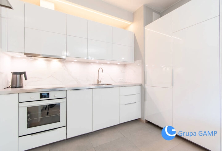 *Apartamenty Novum* Stare Miasto, garaż, loggia!