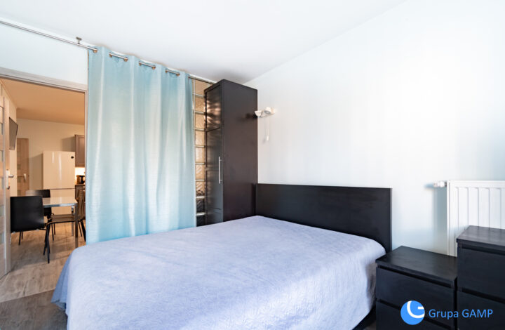3pok, 48m2,  *Cystersów*  , Balkon, Parking