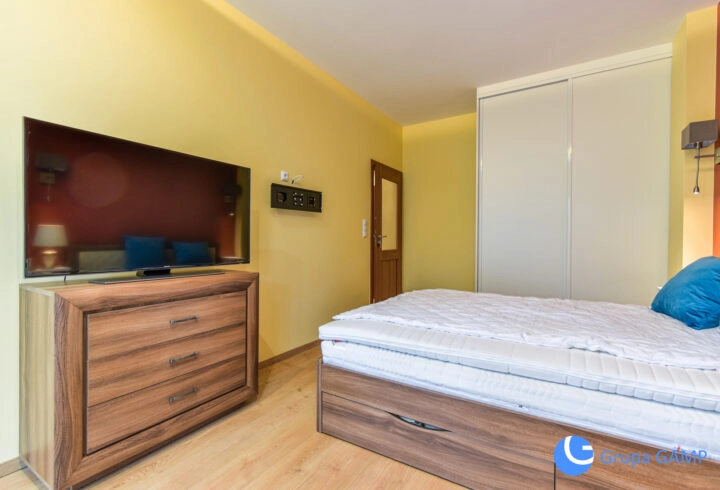*Apartamenty Novum* Stare Miasto, 3 pok., garaż