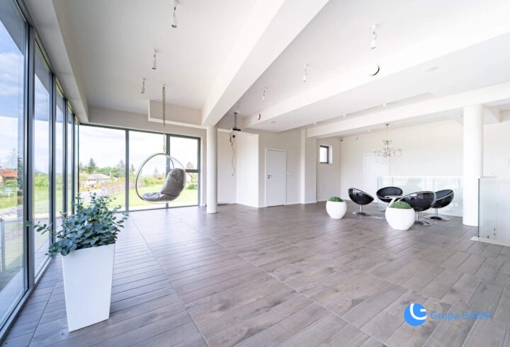 LOKAL | 206m2 | Jezioro Chechelskie