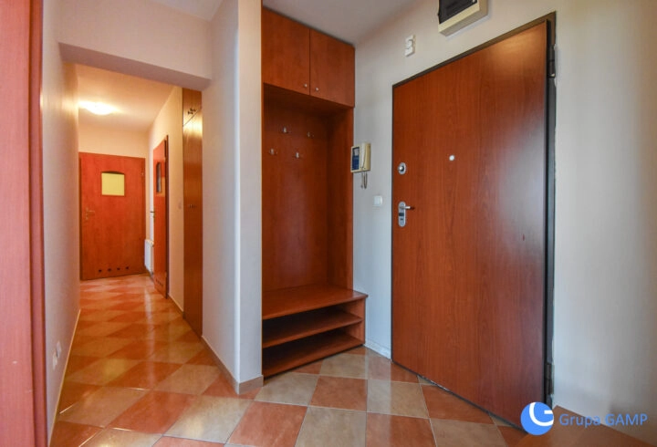 3 niezależne pok, Aleja 29 Listopada, dla 3-4 osób