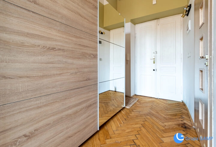 Studio 25m2 *Kopernika 22- Stare Miasto*2700całość