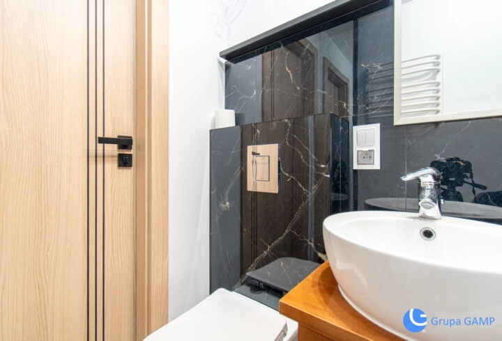 2-pok. 35m2 *Rusznikarska* balkon, 3350 PLN całość