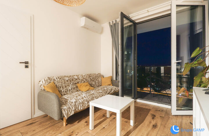 2pok, 43m² *Mogilska, Łaszkiewicza*, balkon