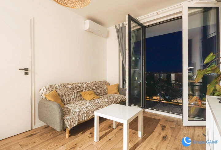 2pok, 43m² *Mogilska, Łaszkiewicza*, balkon
