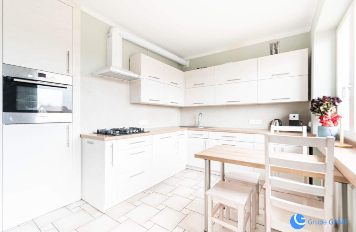 Pietro w domu 3-niezależne pok. | 88 m² Klasztorna