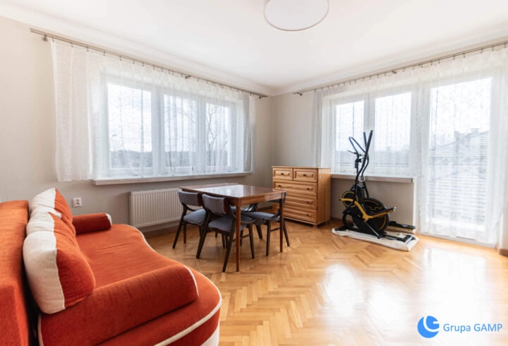 Pietro w domu 3-niezależne pok. | 88 m² Klasztorna