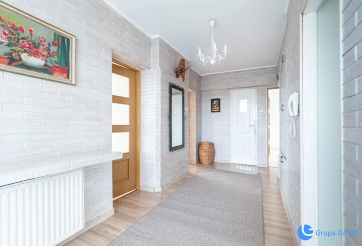 Pietro w domu 3-niezależne pok. | 88 m² Klasztorna