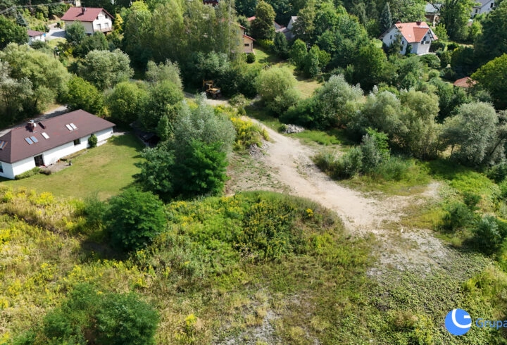 Prywatna działka pod podmiejską willę  Las, 84 ary