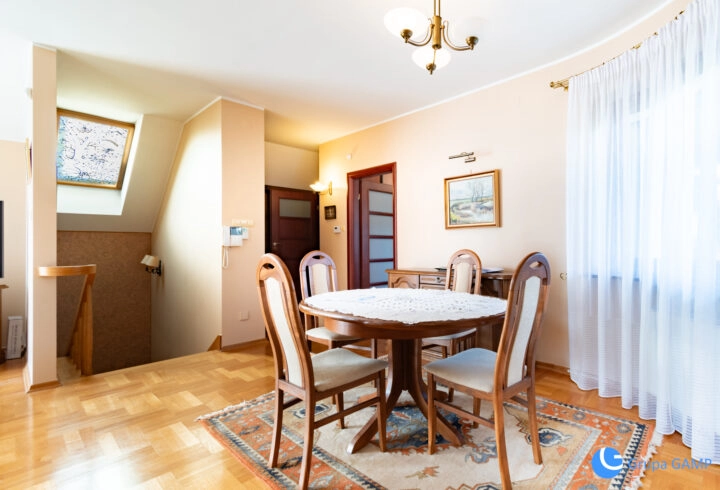 2pok, kuchnia, 73m2, *Bronowice* Garaż, Szereg