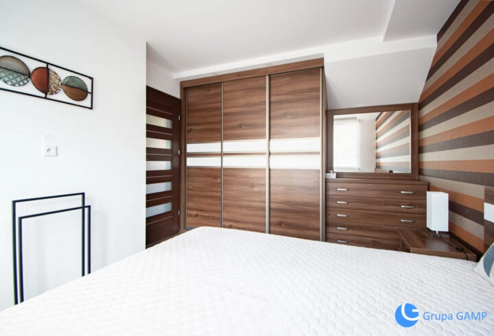 4-pok. 65m2 *Bronowice-Dzielna* parking, klima