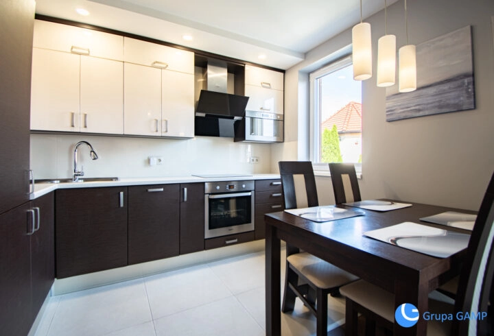 4-pok. 65m2 *Bronowice-Dzielna* parking, klima