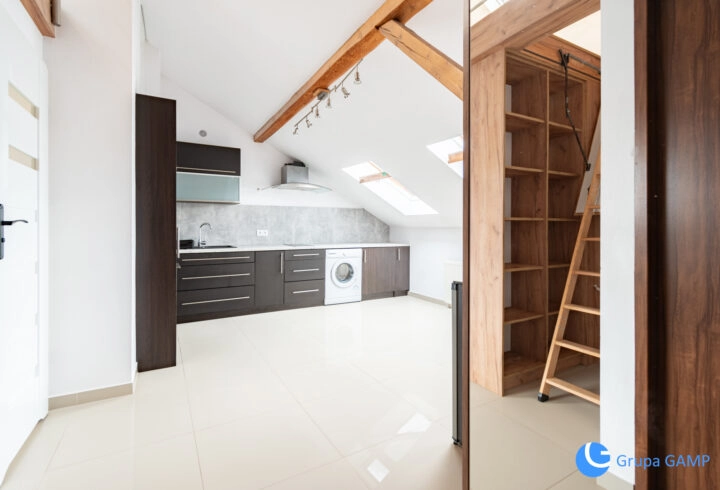 2-pok.40m2+antresola *Mistrzejowice* klima,