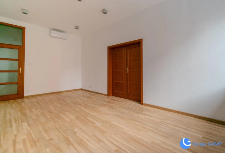 LOKAL BIUROWY I 105 m² W PRZEDWOJENNEJ