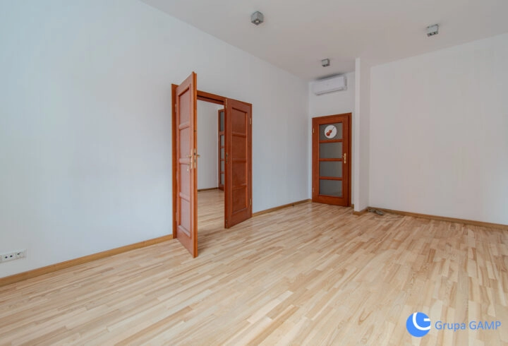 LOKAL BIUROWY I 105 m² W PRZEDWOJENNEJ