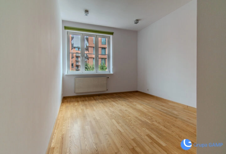 LOKAL BIUROWY I 105 m² W PRZEDWOJENNEJ