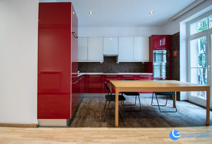 LOKAL BIUROWY I 105 m² W PRZEDWOJENNEJ