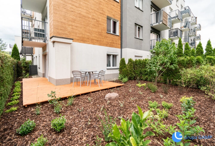 2-pok z pięknym ogrodem *Rydlówka* 3800 PLN całość