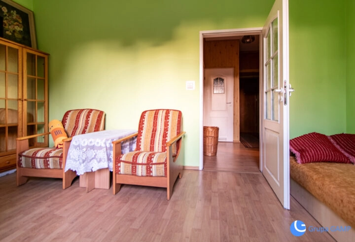 2-pok, osobna kuchnia, 3100 PLN całość- Os. Wandy