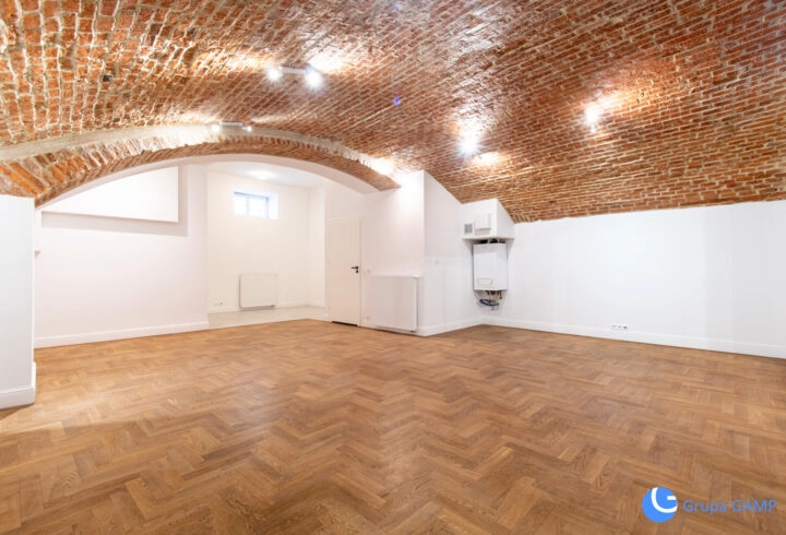 Lokal, 62m2, Stare miasto, Plac Matejki.