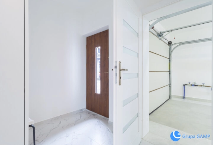 3 niezależne pokoje + salon | 136 m2 | Dom Bibice
