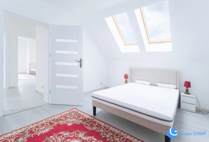 3 niezależne pokoje + salon | 136 m2 | Dom Bibice