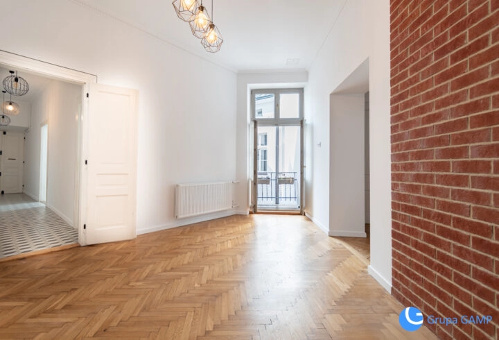 Wyjątkowy lokal128m2z widokiem na Kościół Mariacki