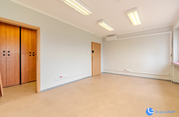 8 pomieszczeń, 120m2 Lokal Biurowy *Isep-Czyżyny*