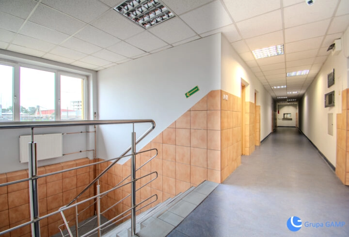 8 pomieszczeń, 120m2 Lokal Biurowy *Isep-Czyżyny*