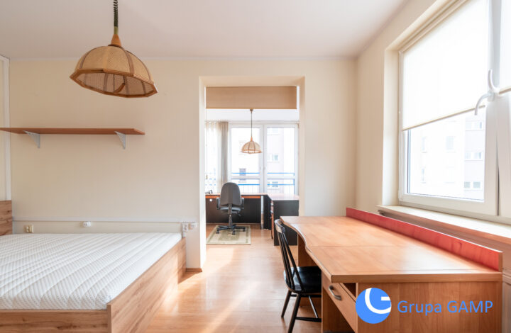 60m2, balkon, garderoba, studio*Białoprądnicka