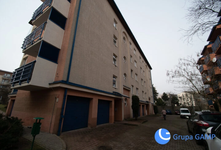 60m2, balkon, garderoba, studio*Białoprądnicka
