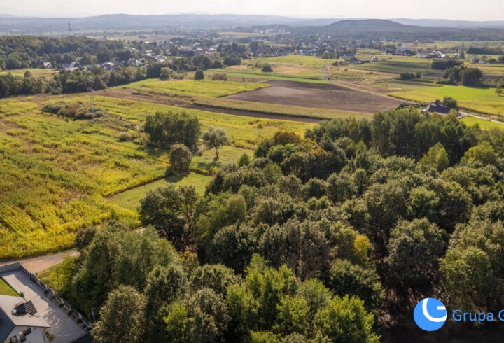 Budowalne 7,5ar wśród starodrzewu *Zagacie* Czernichów
