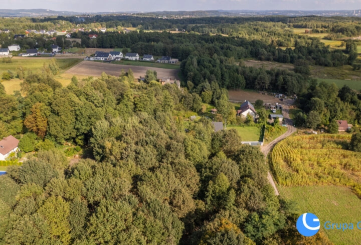 Budowalne 7,5ar wśród starodrzewu *Zagacie* Czernichów