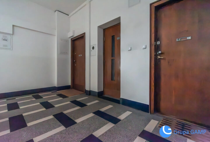 Przytulne studio w eleganckiej kamienicy *Plac Inwalidów*