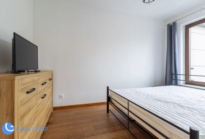 Apartament z widokiem na park, Wisłę i Wawel |3 pokoje, 2 garaże, 72m2