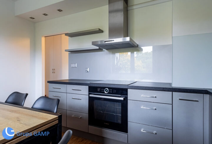 Apartament z widokiem na park, Wisłę i Wawel |3 pokoje, 2 garaże, 72m2
